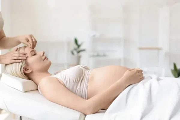 massage ibu hamil